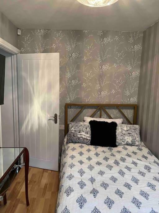 Windsor Retreat In Shadow Of The Castle. 빌라 외부 사진